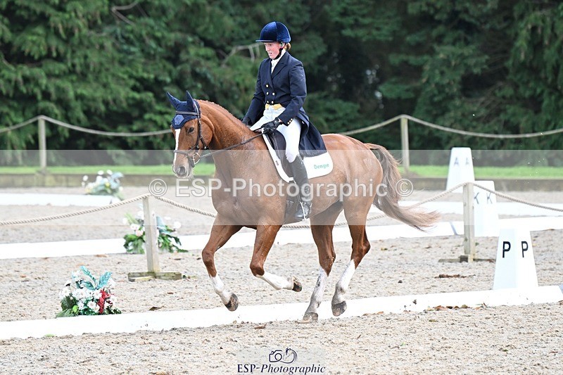 231019-160651-05243 - 066-FJK.OVER.AND.OUT-Alicia.Wilkinson-DR