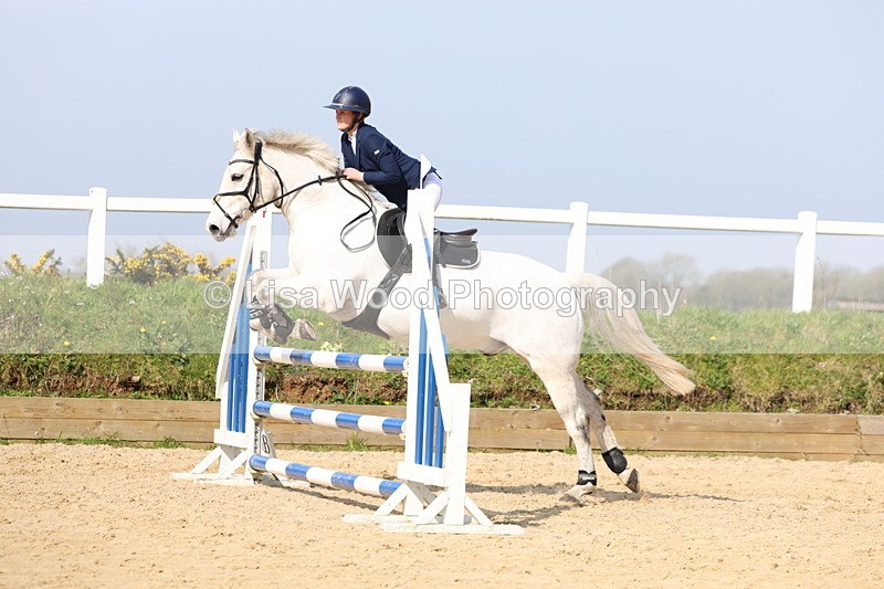 3E7A6602 - Class 4: Senior British Novice/90cm open