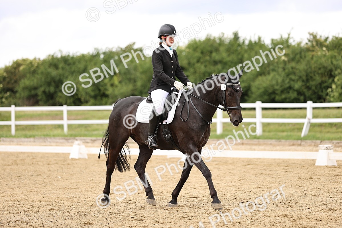 SBM_002054 - Class 2 - Novice 4 - 10.36-11.39