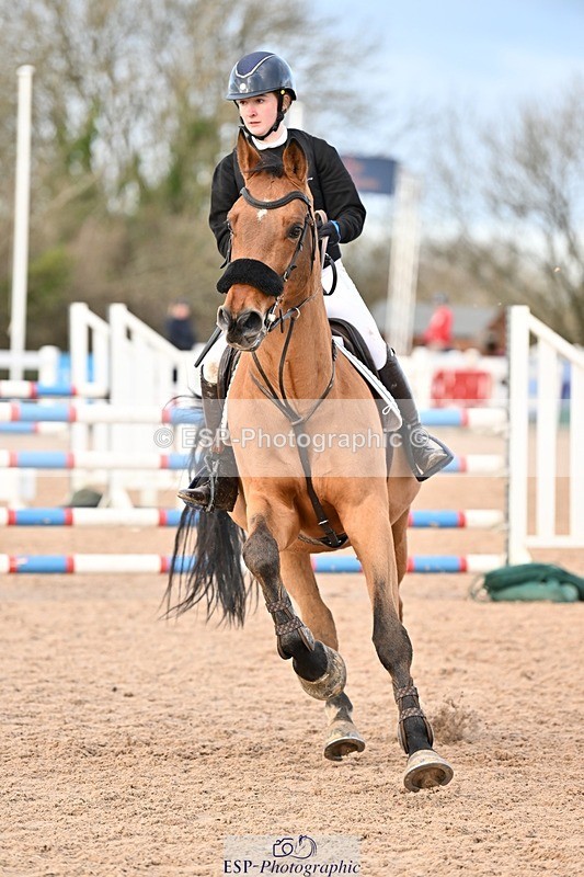 241208-132629-01780 - Cls 21 Newcomers and 1.10m Open