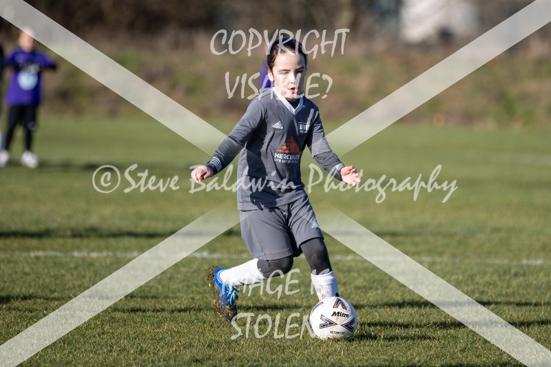 1DX31285 - 2026-01-17 FC Abbey Meads U9 Purple Girls V Develop FC U9 Girls
