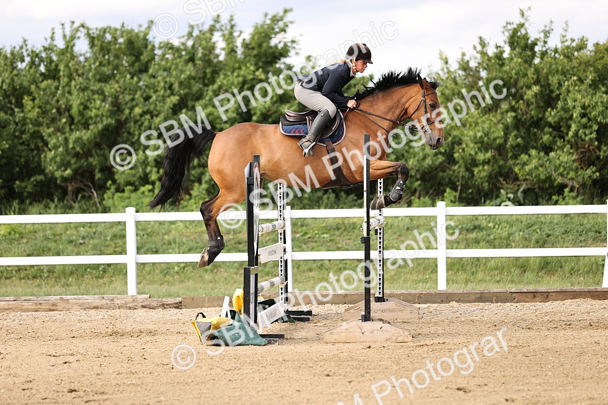 SBM_003773 - Class 13 - Senior Foxhunter - 1.20m