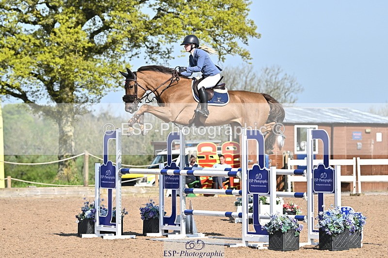 240509A-093429-00599 - Cls 8 Foxhunter