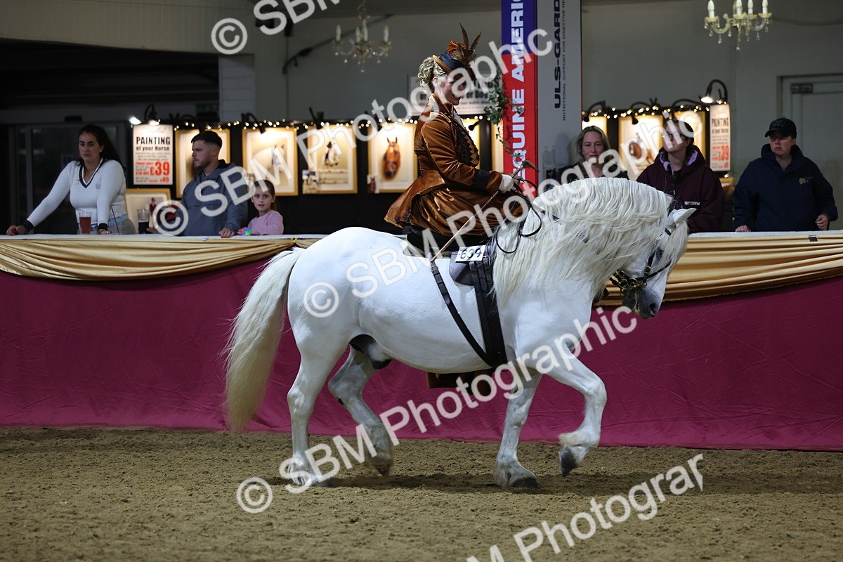 0B8A4752 - Class S Costume Concours Champ