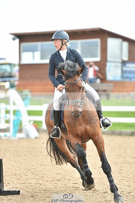 230723A-113458-11312 - Cls 32, 6 Yr Olds 1.20m