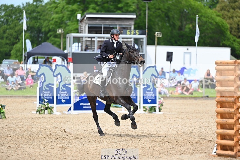 240525-144531-15854 - 507-DASSETT_ROCK_STAR-Tom_D_Crisp