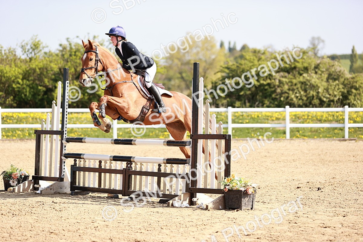  - Class 21 - Senior British Novice - 90cm