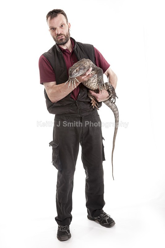 2SKJ8803 - Roaming Reptile Show. II