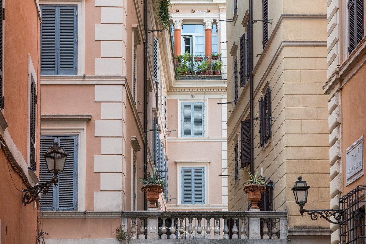 Apartments in Via Bocca di Leone, Rome, Italy. - Roman Walls