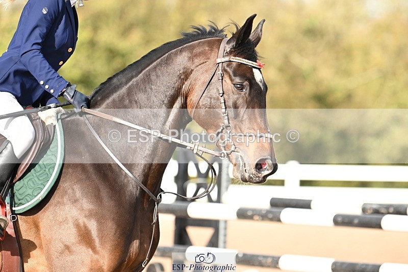 241023A-142704-01044 - Cls 4 Newcomers and 1.10m Open