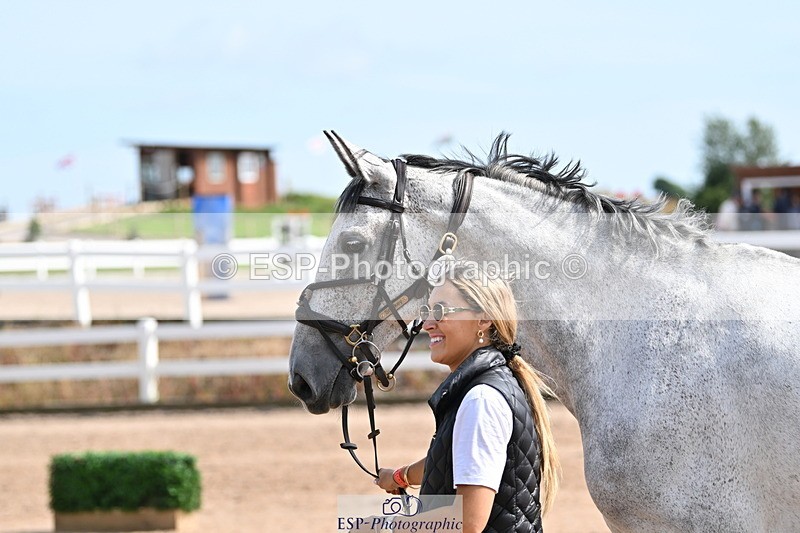 240717A-155946-03247 - Trot Up 3pm to 4pm
