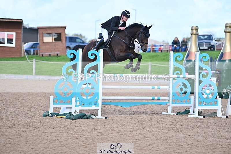 231014A-123436-04604 - Cls 19 1.15m Members Cup