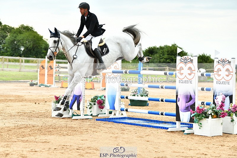 230720A-154852-04047 - Cls 9, 2 Star Big 1.40m Start to break