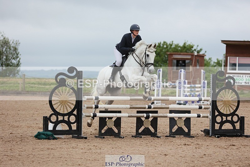 250524-093052-03821 - Cls 13  A&B 1.05m & 1.10m open