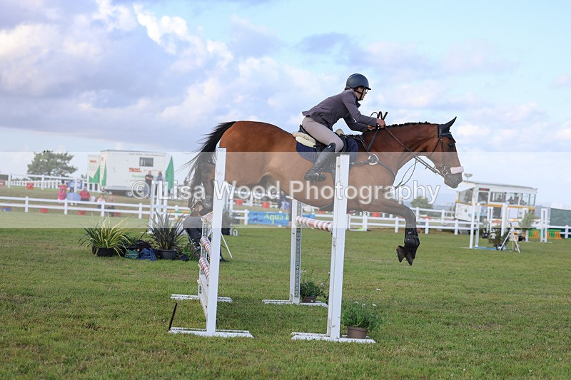 3E7A4705 - Class C1: Showjumping Senior Newcomers/1.10m open