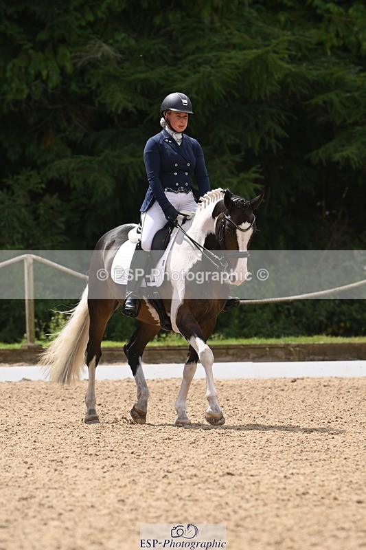 250720A-123549-10370 - 164-Dominique.Kinnaird-Perry-Pallas.Vanquish