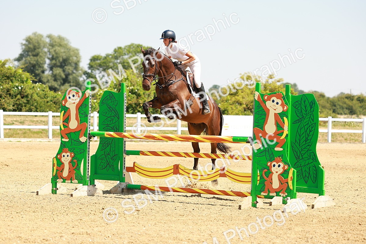SBM_001507 - Class 4 - Senior Newcomers - 1.10m
