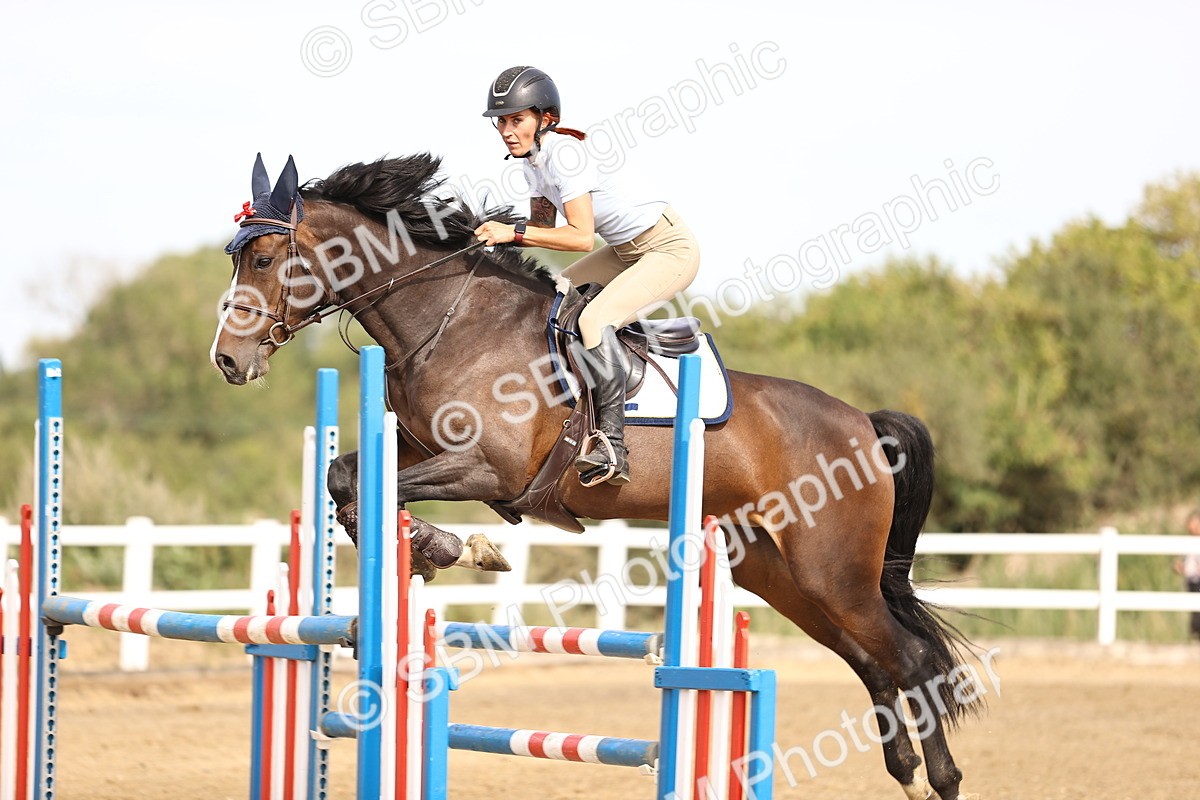 SBM_001594 - Class 6 - Senior Newcomers 1.10m