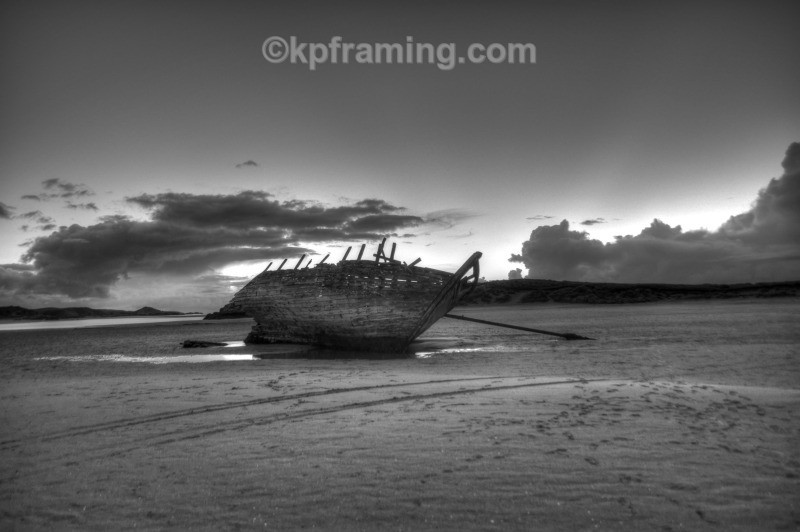 Cara Na Mara - villages , piers, light houses, donegal beaches ,