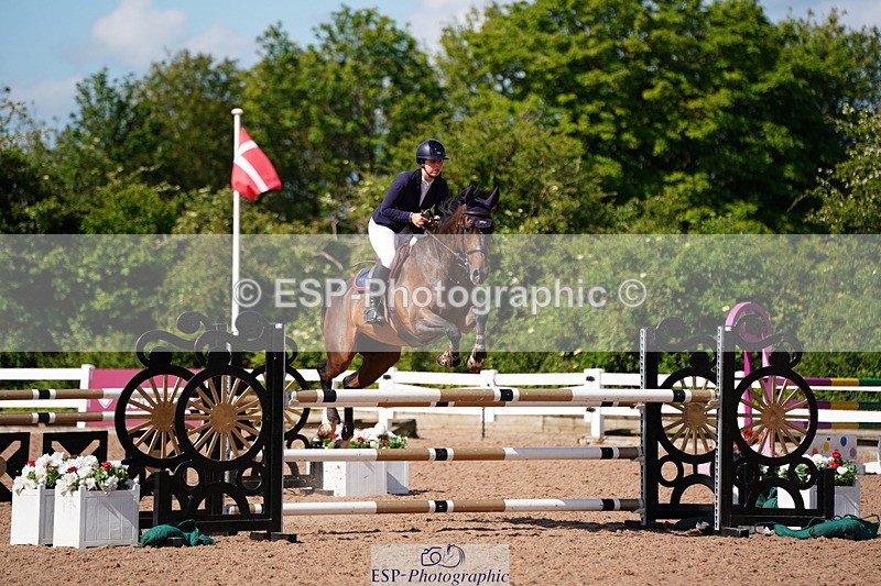 240525A-093418-05114 - Cls 13 Snr 1.05m and 1.10m