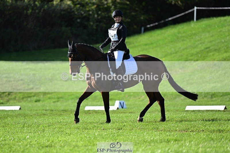 241025-112745-07146 - 547-Lara.Salter-NAOMIE.VAN.DE.BROUWERSHOEVE