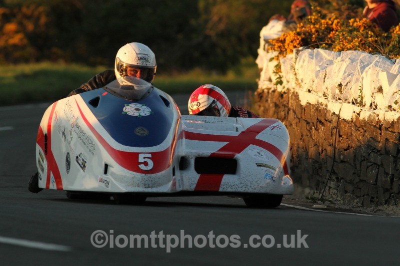Conrad Harrison / Mike Aylott Shelbourne Honda / PRINTING ROLLER SE - Monday Practice - Sidecars