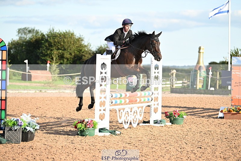 240913A-173600-05424 - Cls 19 Snr 1m Open Speed Derby