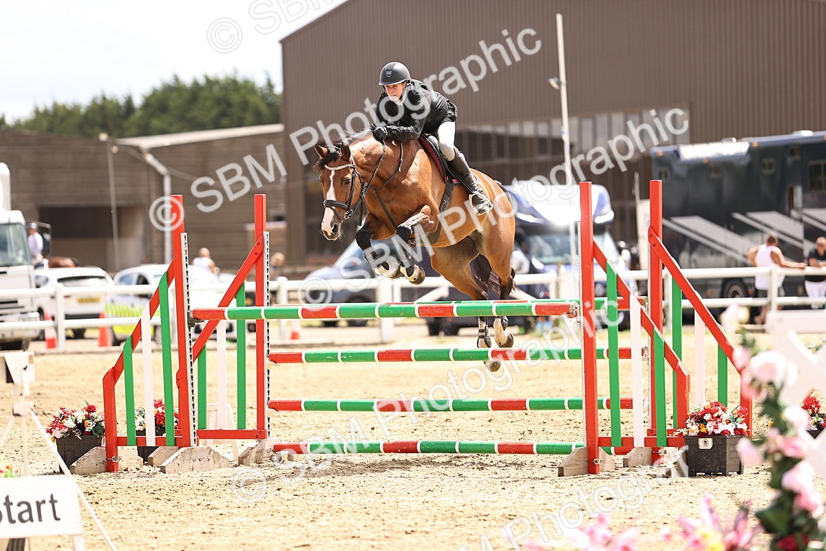 SBM_003651 - Class 22 - Senior Foxhunter 1.20m