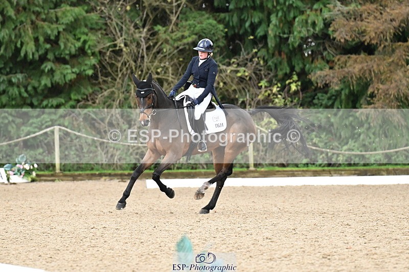 251023A-115727-02125 - B-140-Charlotte.Ward