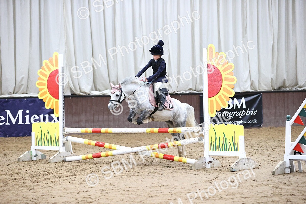 SBM_001394 - Class 5 - Henlow Veterinary Hospital 70cm