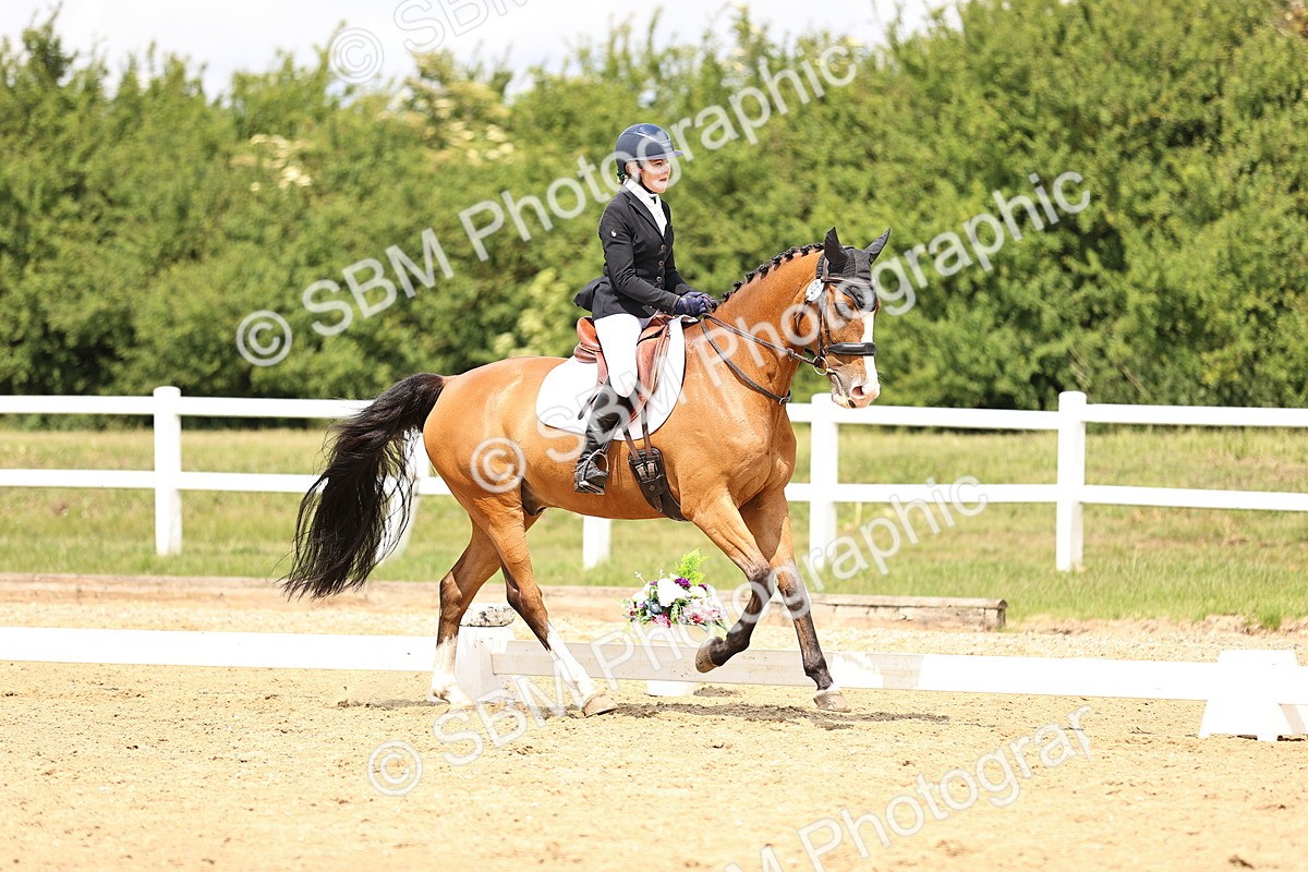 SBM_002975 - Class 2 - Novice 4 - 12.00-13.10