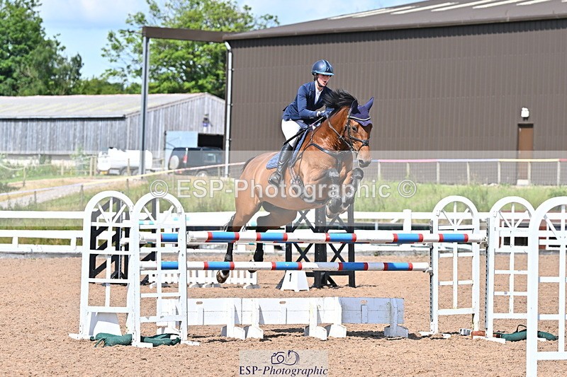 240619A-153602-00877 - Cls 5 Snr Foxhunter and 1.20m Open