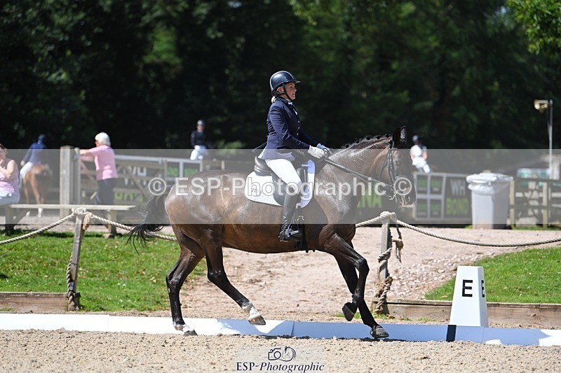 230811-120240-01150 - Cls 4 Adv Medium Silver