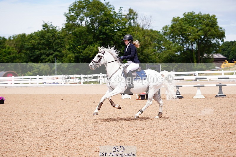 240629A-125710-05512 - Cls 18 Newcomers and 1m Open