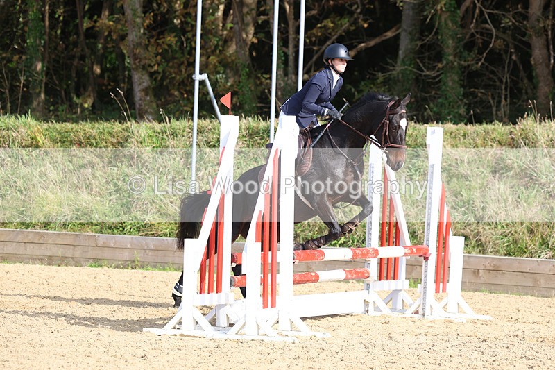 3E7A8094 - Class 4: 70cm open