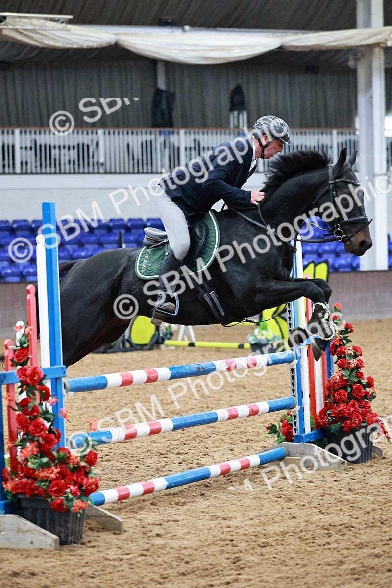 SBM_000330 - Class 2 - Senior British Novice 90cm