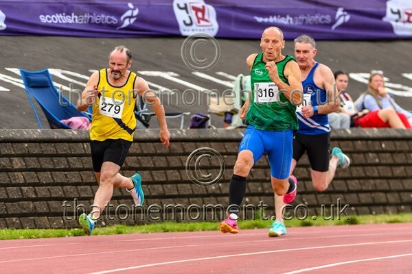 CEM26-925403 - Track Male Set Two