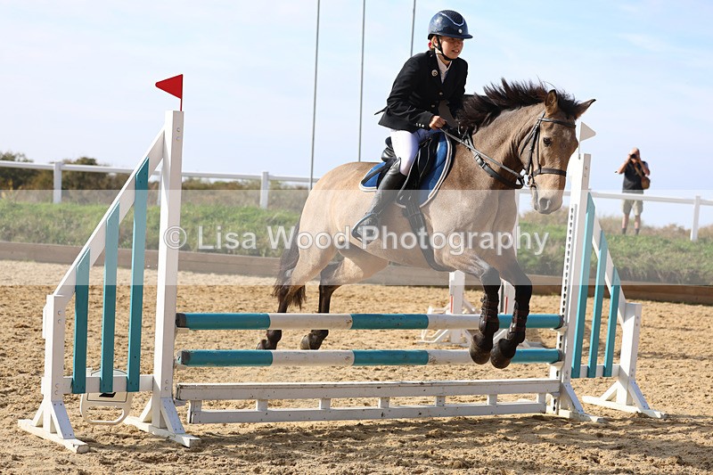 3E7A7944 - Class 4: 70cm open