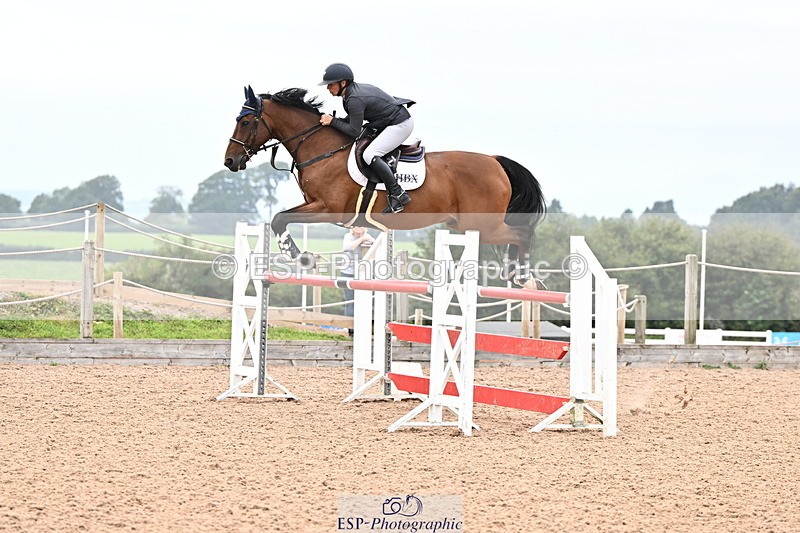 240828A-155426-01231 - Cls 5 Snr Foxhunter and 1.20m Open