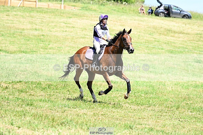 240629X-141632-4100 - 204-Becca_Robinson-VINNIE_SPARKLES