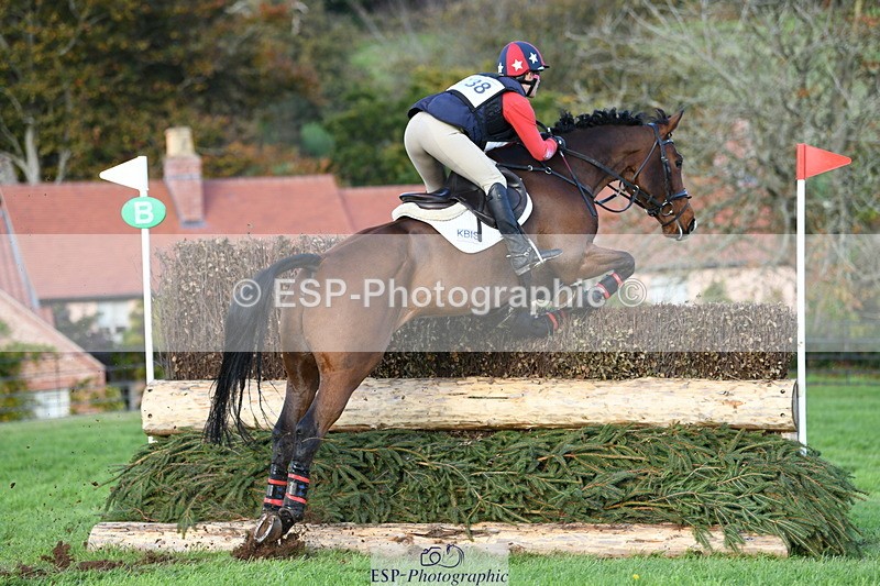 251024A-152321-13806 - C-238-Louisa.Lockwood