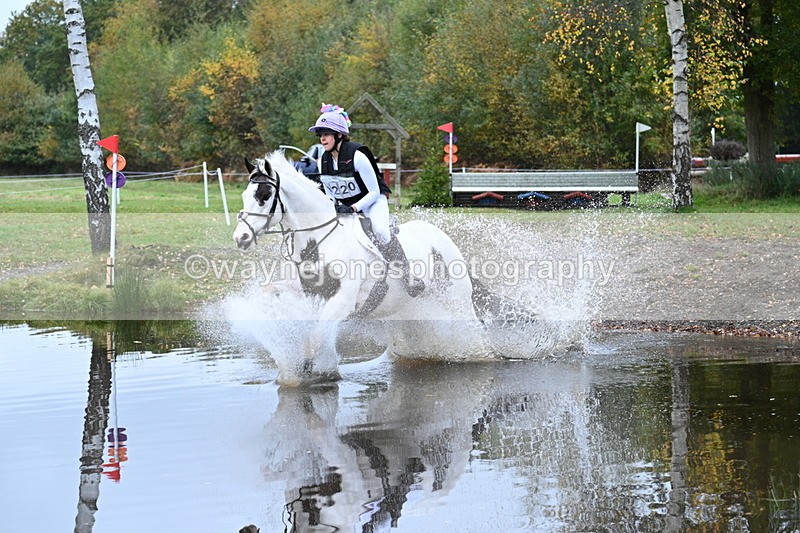 WJ7_2932 - 90cm Cam 2 Water Time 13:29 to 13:47