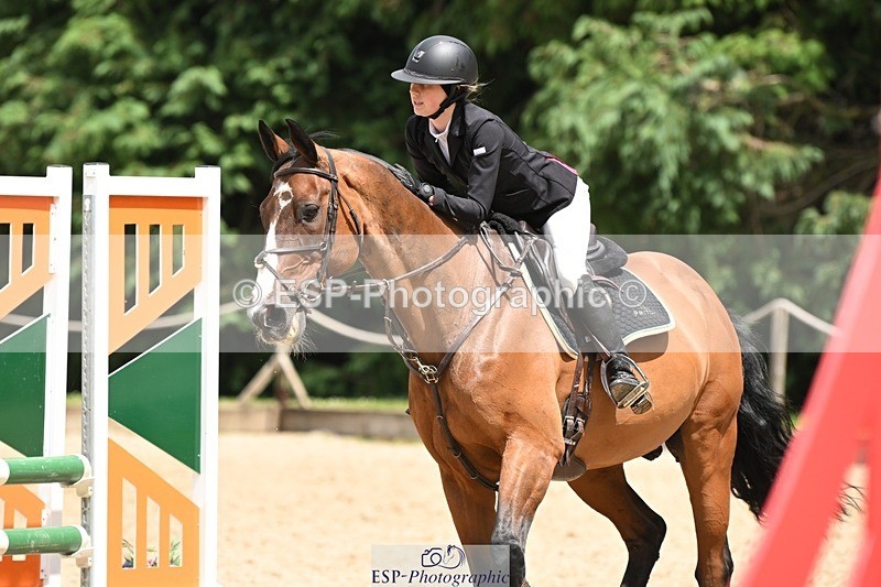 240704-125242-03354 - Cls 7 95cm Amateur Qualifier