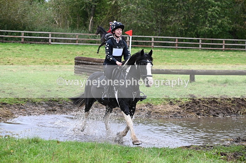 WJ6_6608 - Time at Photographer 13:06 to 13:23