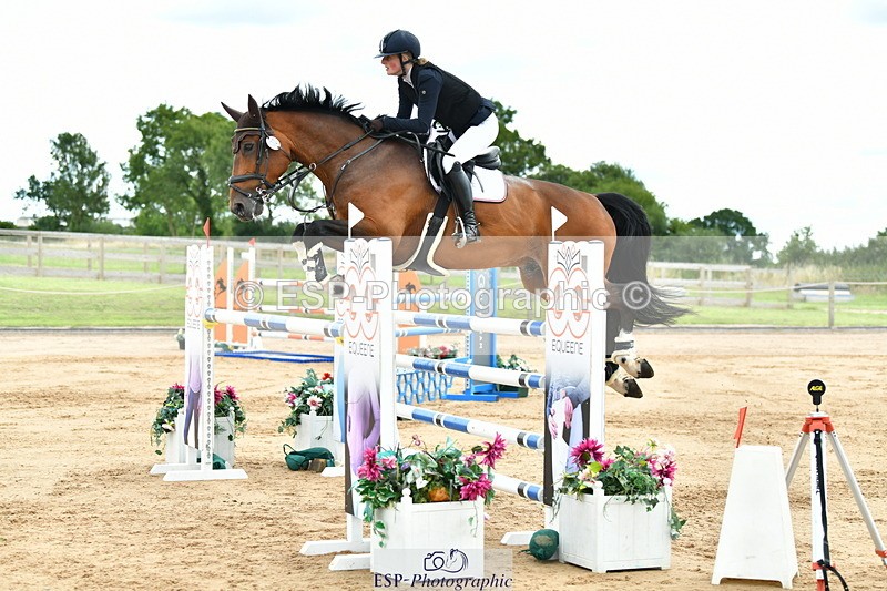 230720A-123320-02865 - Cls 33, 7 Yr Olds 1.30m