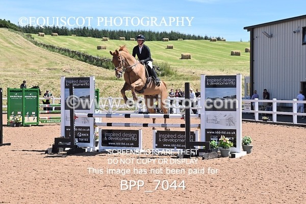 BPP_7044 - CLASS 14 FRI Nupafeeds Senior Dicovery/1m open