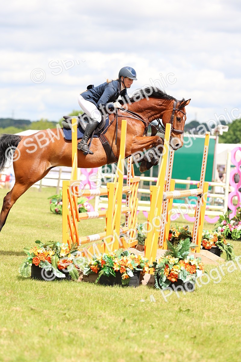 SBM_13861 - Class 206 - Senior Newcomers - 1.10m Open