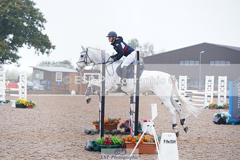 241006A-092322-05387 - Cls 15 A&B Brit Nov & 90 Open