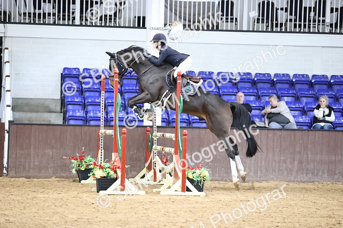 SBM_001739 - Class 4 - Senior Newcomers - 1.10m Open