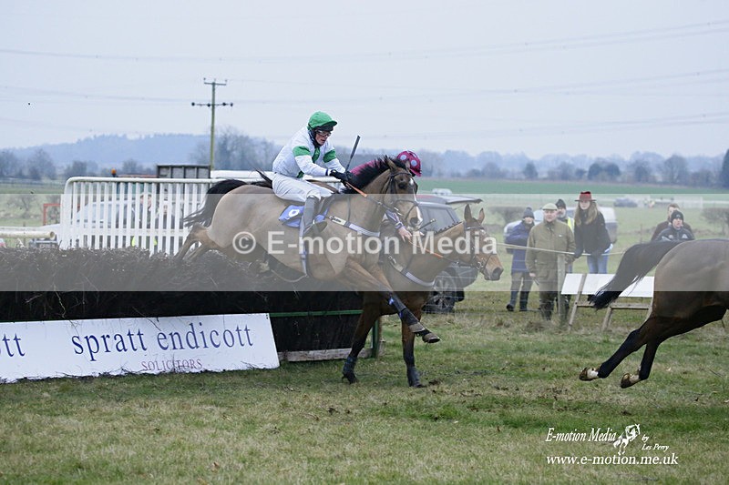 PtP 230122 802 - Cocklebarrow Races - Heythrop Hunt - 23/01/22